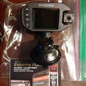 Insignia Full HD Dual Camera Dash Cam Comes With 128GB Scandisk